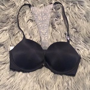 Victoria’s Secret Bra New With Tag
